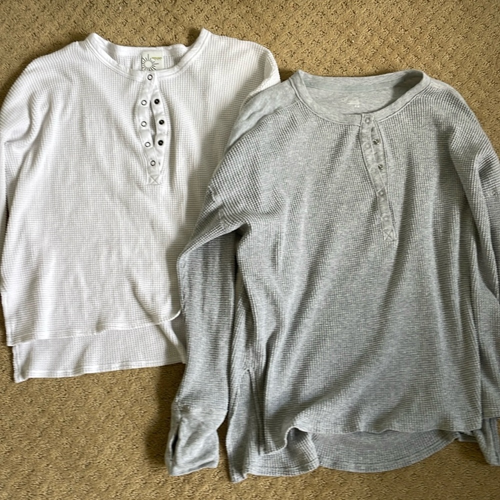 Offline aerie waffle button up shirts. 2 pack